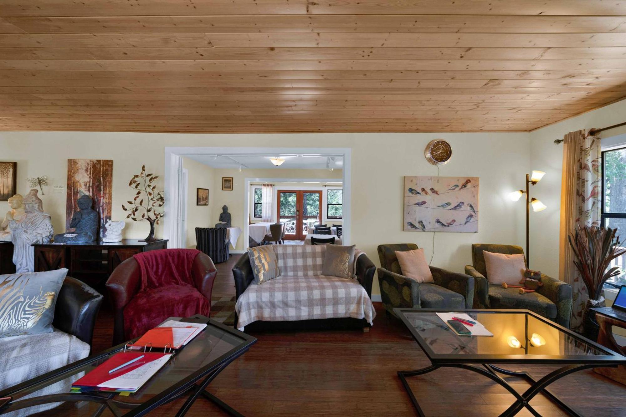 Lakehead The Inn At Shasta Lake מראה חיצוני תמונה